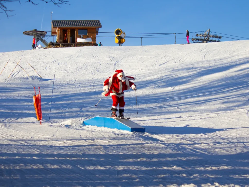 Père Noel en ski à Valberg